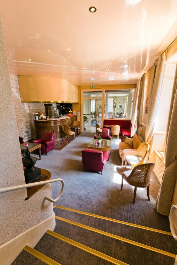 Hotel Montespan Bourbon-l'Archambault Ngoại thất bức ảnh